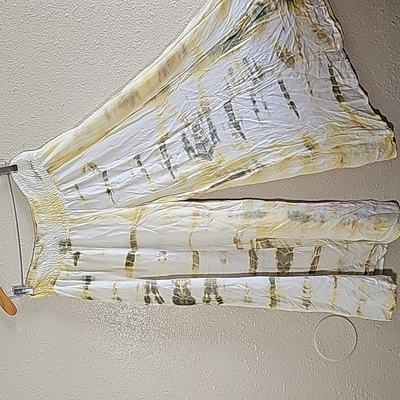 Earthbound Flare Tie Dye Pants - Picture 4 of 7